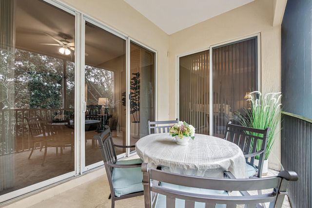 9786 Midship Way 203, Royal Palm Beach, FL 33411