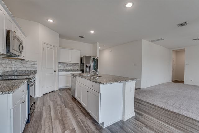 767 Camden Drive, Lavon, TX 75166