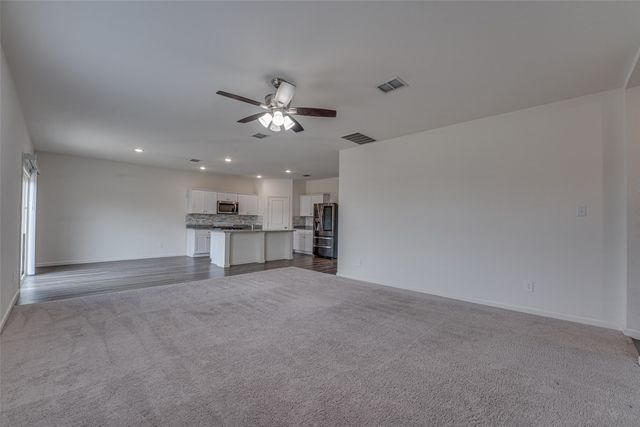 767 Camden Drive, Lavon, TX 75166