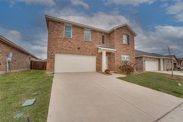 767 Camden Drive, Lavon, TX 75166