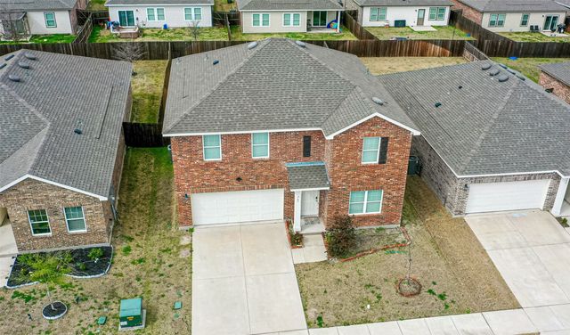 767 Camden Drive, Lavon, TX 75166