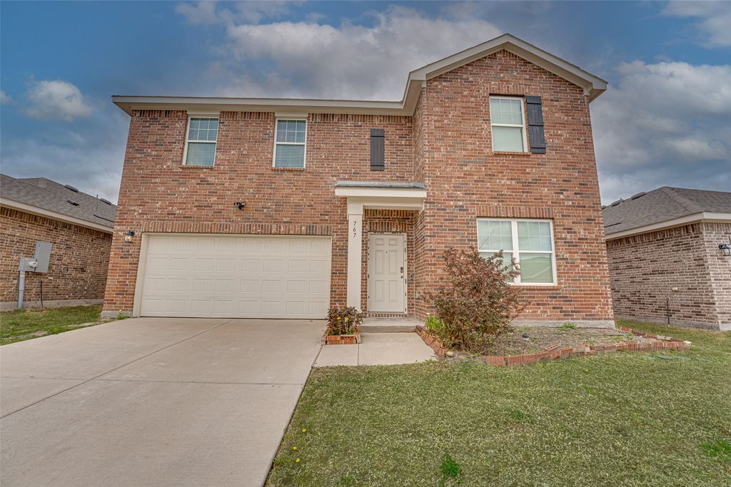 767 Camden Drive, Lavon, TX 75166