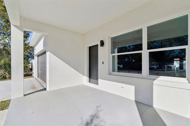 5111 68TH STREET N, St Petersburg, FL 33709