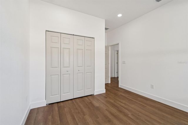 5111 68TH STREET N, St Petersburg, FL 33709