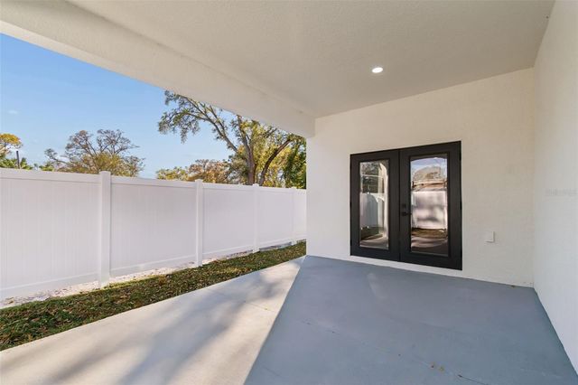 5111 68TH STREET N, St Petersburg, FL 33709