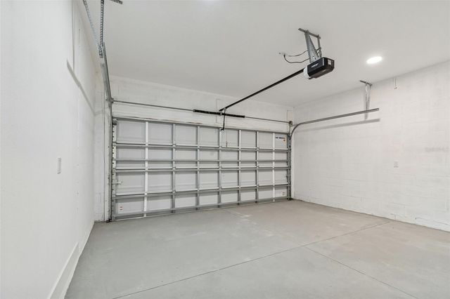 5111 68TH STREET N, St Petersburg, FL 33709