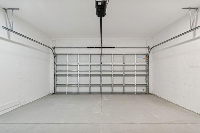 5111 68TH STREET N, St Petersburg, FL 33709