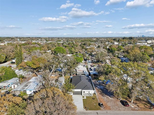 5111 68TH STREET N, St Petersburg, FL 33709