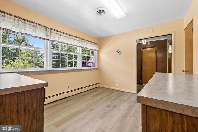 2112 YOUNGS DR, Haymarket, VA 20169