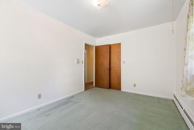 2112 YOUNGS DR, Haymarket, VA 20169