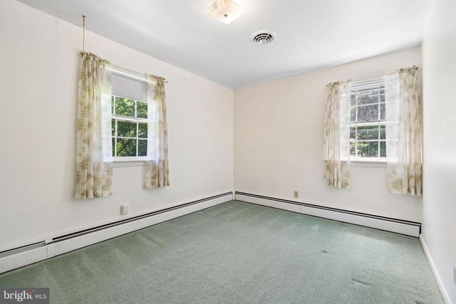 2112 YOUNGS DR, Haymarket, VA 20169