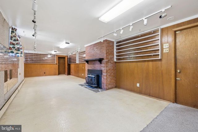2112 YOUNGS DR, Haymarket, VA 20169
