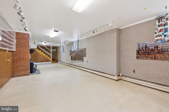 2112 YOUNGS DR, Haymarket, VA 20169