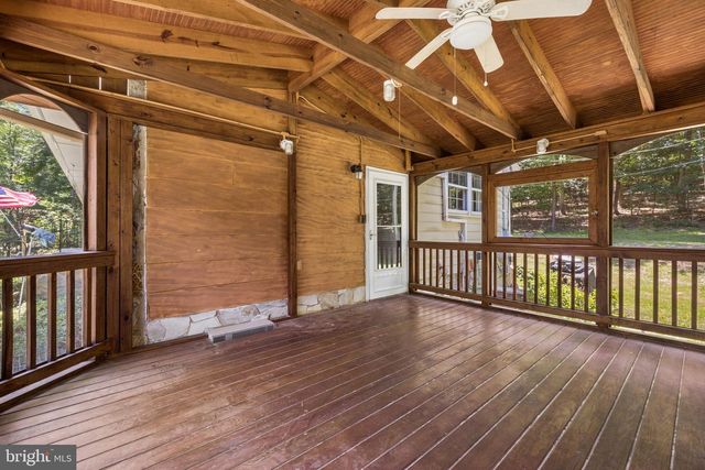 2112 YOUNGS DR, Haymarket, VA 20169