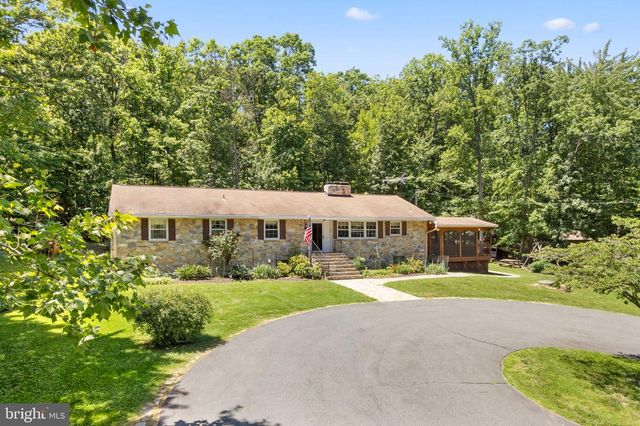2112 YOUNGS DR, Haymarket, VA 20169