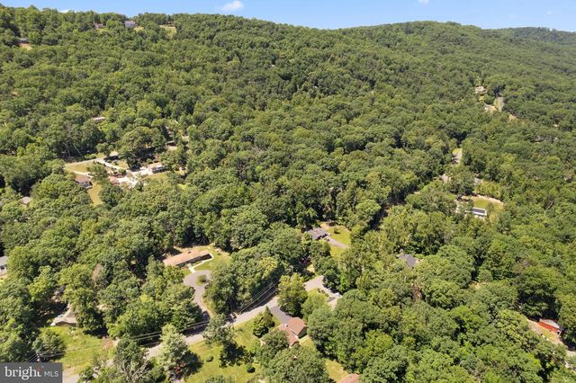 2112 YOUNGS DR, Haymarket, VA 20169