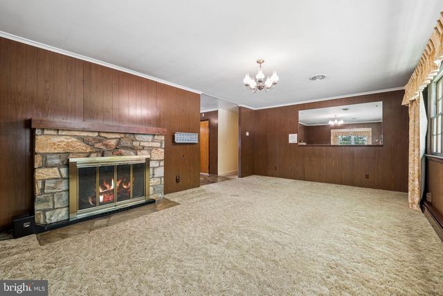 2112 YOUNGS DR, Haymarket, VA 20169