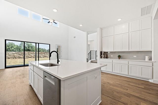 1105 Lickety LN, Georgetown, TX 78633
