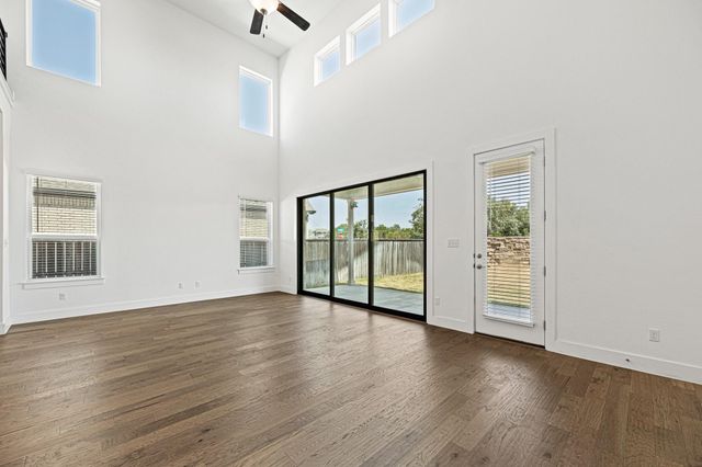 1105 Lickety LN, Georgetown, TX 78633