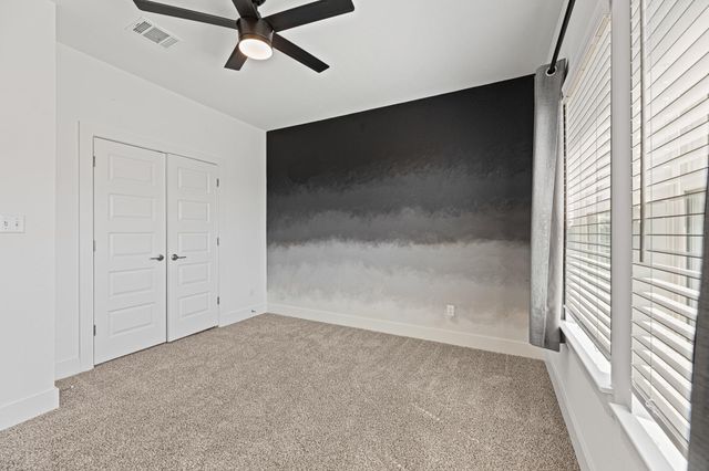 1105 Lickety LN, Georgetown, TX 78633