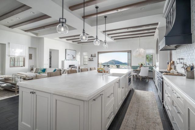 8082 El Cielo, Rancho Santa Fe, CA 92067