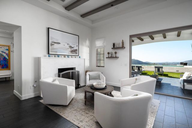 8082 El Cielo, Rancho Santa Fe, CA 92067