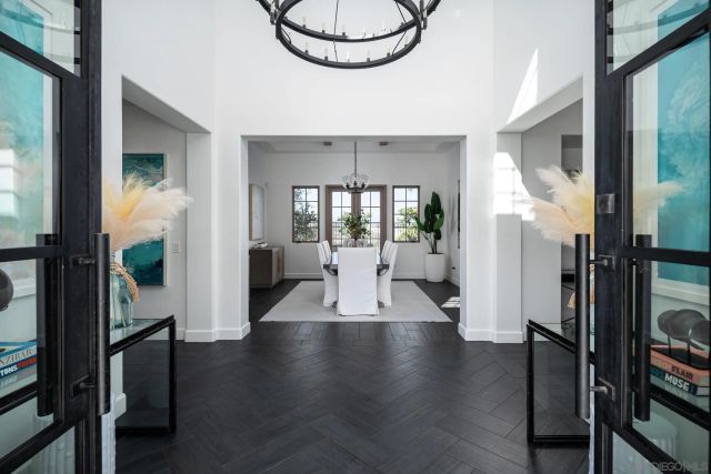 8082 El Cielo, Rancho Santa Fe, CA 92067