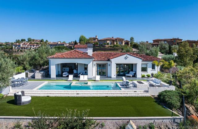 8082 El Cielo, Rancho Santa Fe, CA 92067