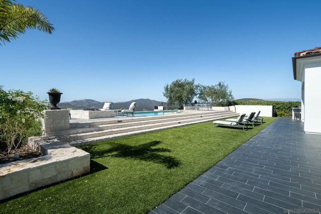 8082 El Cielo, Rancho Santa Fe, CA 92067