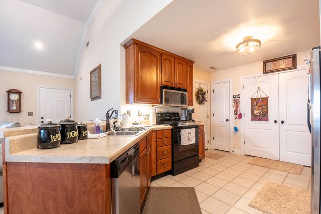 140 Briarstone Drive, Rossville, GA 30741