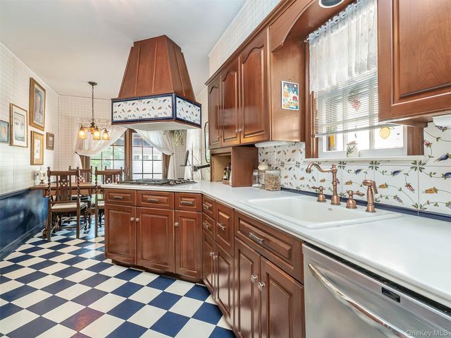 3324 214th Street, Bayside, NY 11361