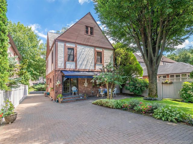 3324 214th Street, Bayside, NY 11361