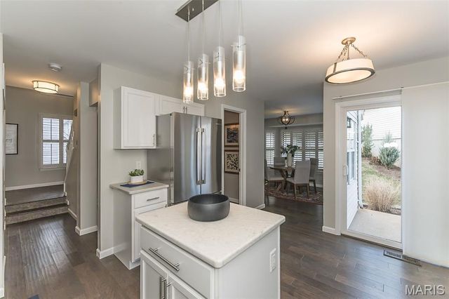 12924 Midfield Terrace, St Louis, MO 63146