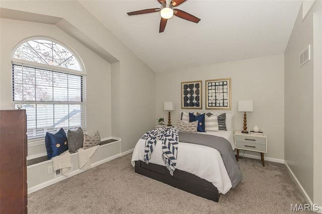 12924 Midfield Terrace, St Louis, MO 63146