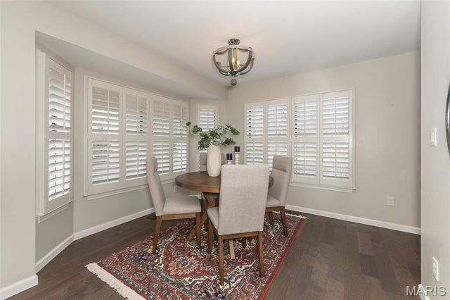 12924 Midfield Terrace, St Louis, MO 63146