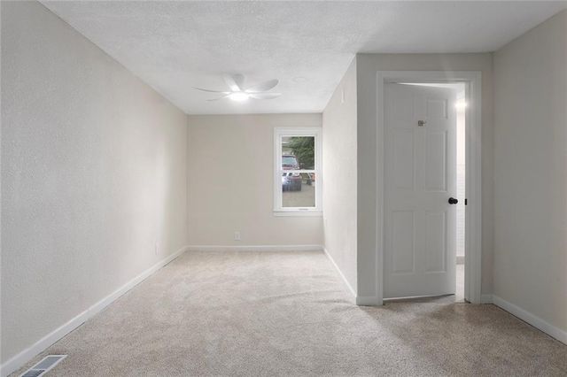 3628 N Cypress Avenue, Kansas City, MO 64117