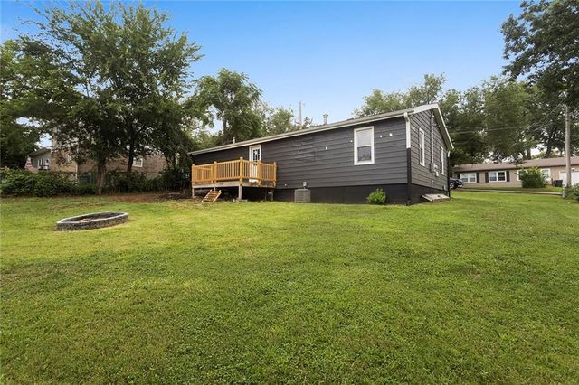 3628 N Cypress Avenue, Kansas City, MO 64117