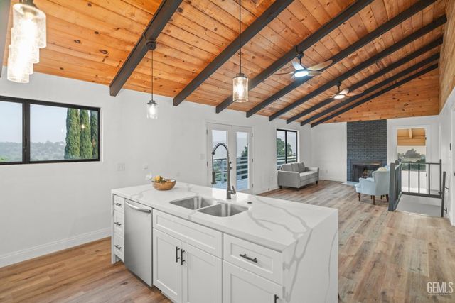 24501 Pueblo Court, Tehachapi, CA 93561