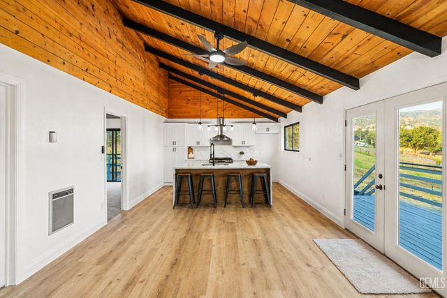 24501 Pueblo Court, Tehachapi, CA 93561