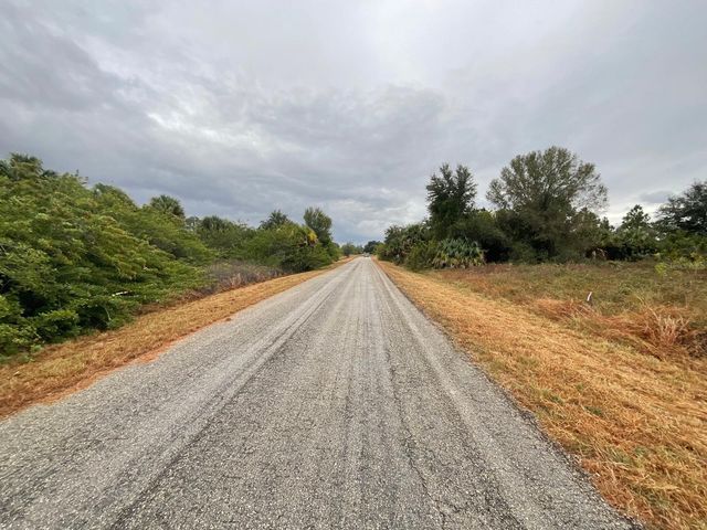 1610 SCOTT AVENUE, Lehigh Acres, FL 33972