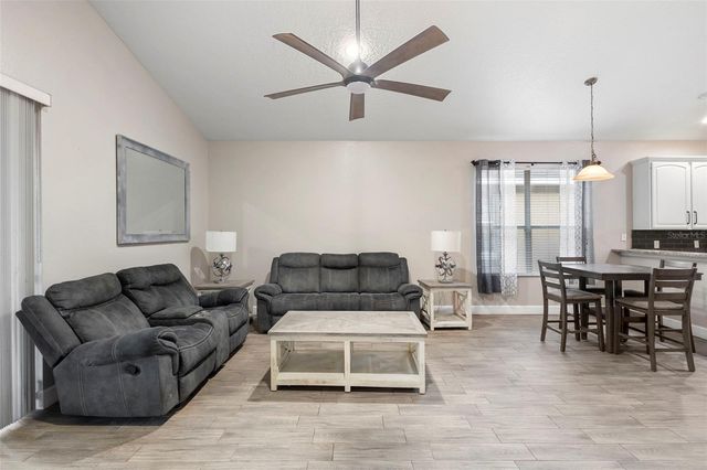 322 SECRETARIAT COURT, Deland, FL 32724