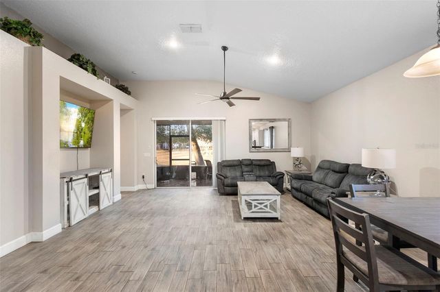 322 SECRETARIAT COURT, Deland, FL 32724