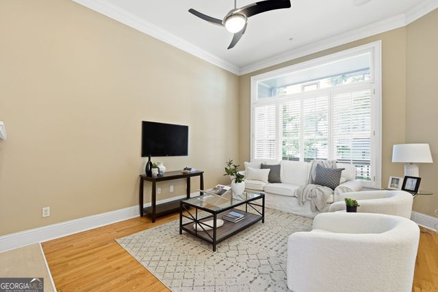1041 Emory Parc Place, Decatur, GA 30033