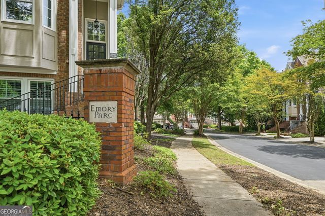 1041 Emory Parc Place, Decatur, GA 30033