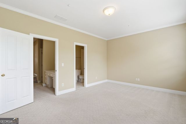 1041 Emory Parc Place, Decatur, GA 30033
