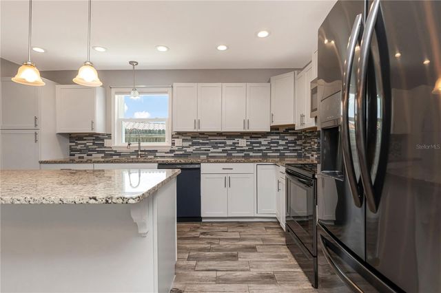 2445 60TH WAY N, St Petersburg, FL 33710