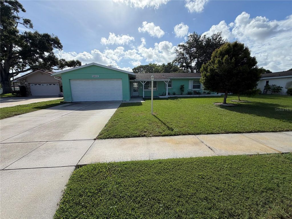 2445 60TH WAY N, St Petersburg, FL 33710