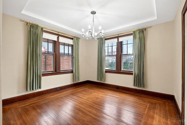 4925 Shirley Place, Cincinnati, OH 45238