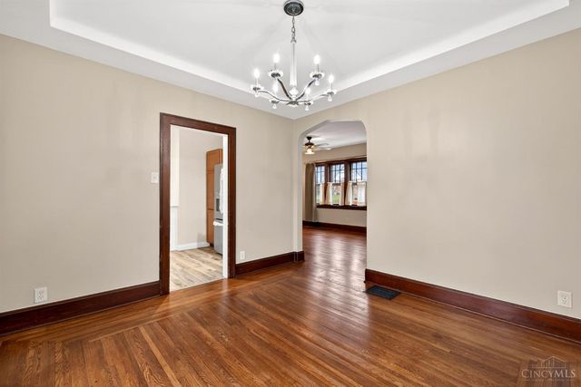 4925 Shirley Place, Cincinnati, OH 45238