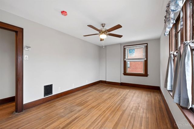 4925 Shirley Place, Cincinnati, OH 45238